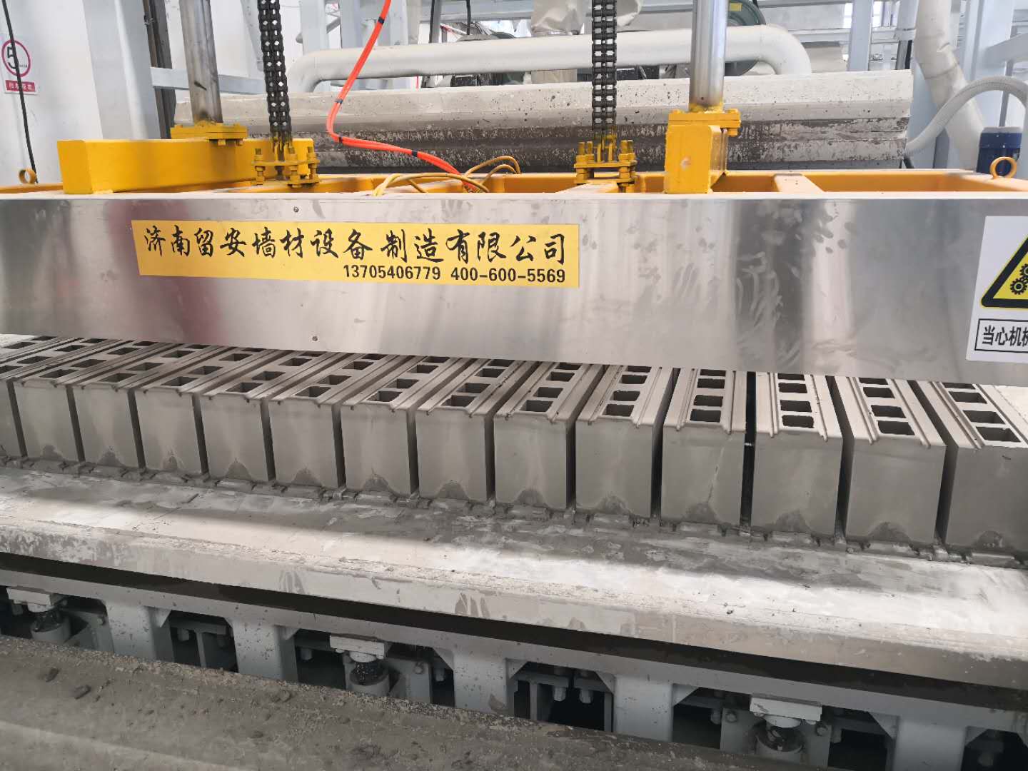 甘肃新型eps复合自保温砌块厂家